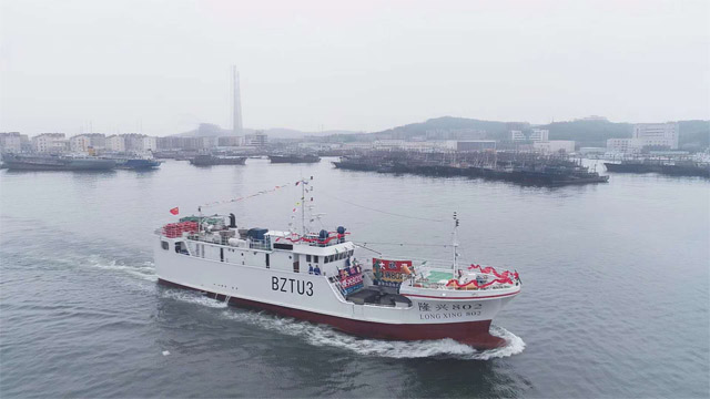 我國(guó)自主建造的首批兩艘大洋性玻璃鋼超低溫金槍魚延繩釣船隆興801和隆興802順利啟航,對(duì)于我國(guó)的玻璃鋼漁船產(chǎn)業(yè)化進(jìn)程具有里程碑式的重要而深遠(yuǎn)的意義。廣東博皓提供玻璃鋼船艇選材解決方案。