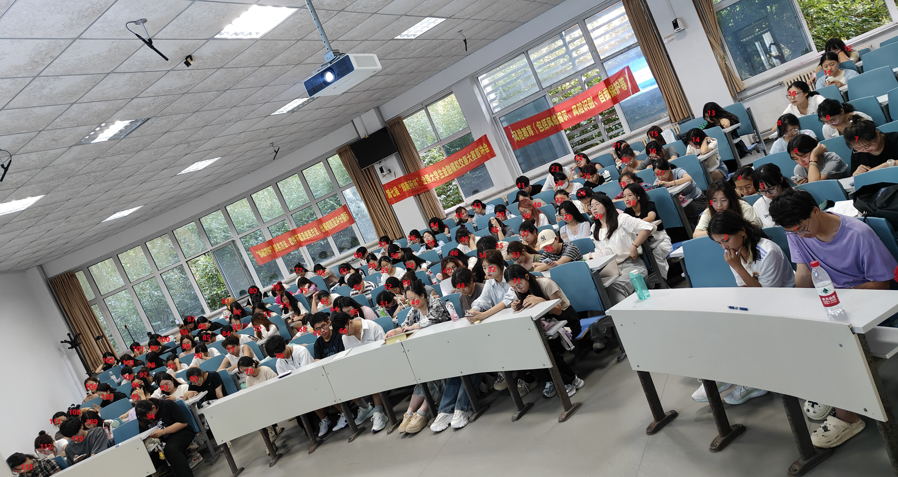 期貨知識進校園” 暨第七屆“鄭商所杯”全國大學生金融模擬交易大賽宣講會 新聞稿 期貨知識進校園” 暨第七屆“鄭商所杯”全國大學生金融模擬交易大賽宣講會 新聞稿