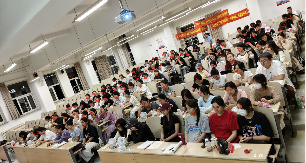 期貨知識(shí)進(jìn)校園” 暨第七屆“鄭商所杯”全國(guó)大學(xué)生金融模擬交易大賽宣講會(huì) 新聞稿